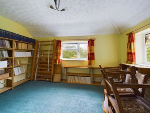 Bedroom- click for photo gallery